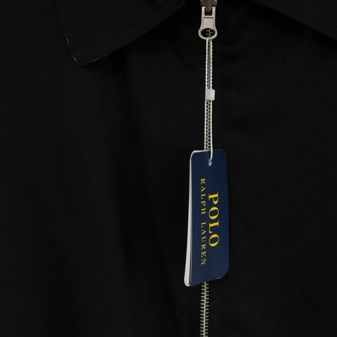 P490 top version (different currencies) You can scan the QR code to enter the official website. Style: Ralph Lauren POLO Ralph Lauren original open molded small label embroidery reversible old money style jacket Color: Picture color Size: S-XL Fabric: Woven Accessories: Full set of customized accessories No gender distinction, same style for men and women